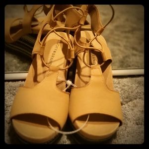 Lucky Brand Sandals